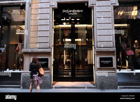 yves saint laurent sede milano|Saint Laurent Careers .